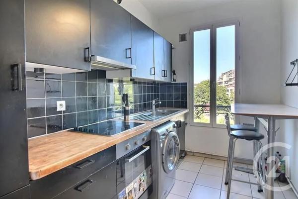 Appartement F3 à vendre  3 pièces - 55 m 2   ROSNY SOUS BOIS  - 93