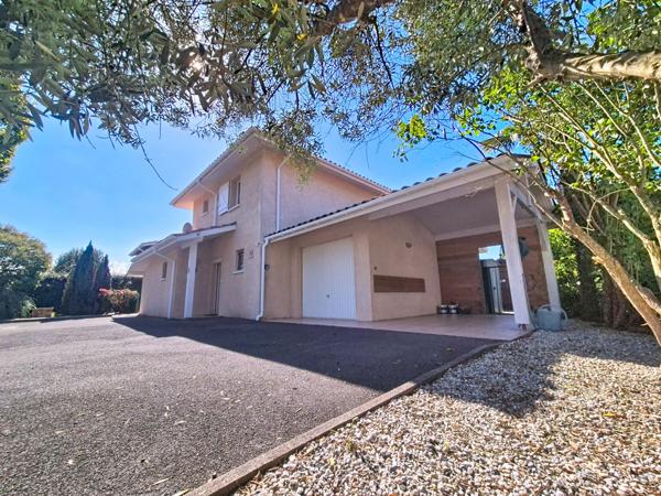 Angresse (40150) Maison T6 Angresse 124m² au calme avec garage et jardin