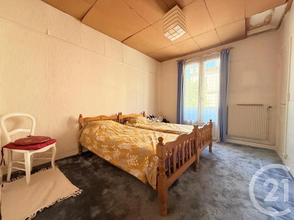 Appartement F2 à vendre  2 pièces - 43,03 m 2   ST OUEN  - 93