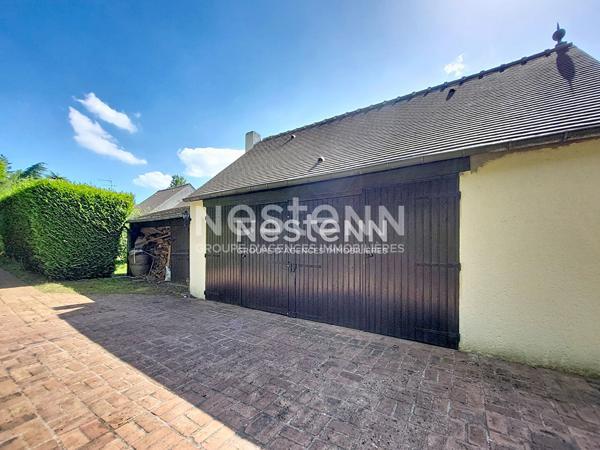 A LOUER : Noisy le Roi, domaine du Golf, maison individuelle 5 pièces de 140 m² avec jardin de 1600 m²