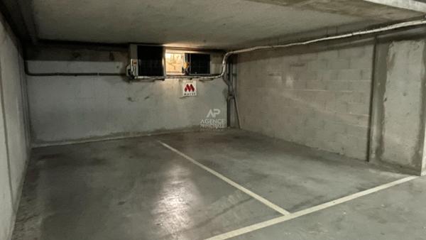 Parking à louer SAINT GERMAIN EN LAYE Loyer 95 €/mois charges comprises **  - Référence  17875