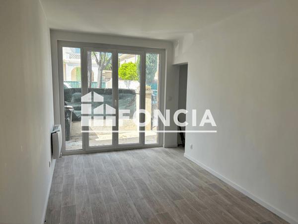 Location Appartement 4 pièces 73.06 m² - 23 RUE PIERRE CURIE Sanary 83110