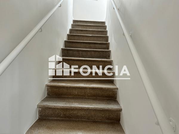 Location Appartement 4 pièces 73.06 m² - 23 RUE PIERRE CURIE Sanary 83110