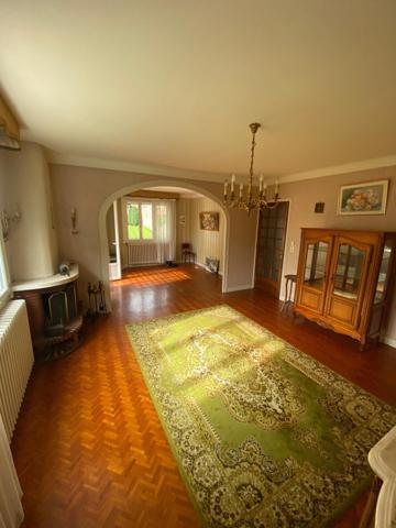 Pavillon sur sous-sol et terrain constructible