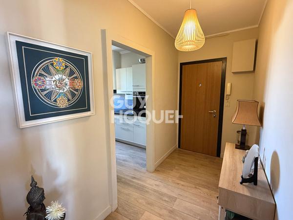 Appartement lumineux avec balcon, garage et parking quartier Saint-Claude