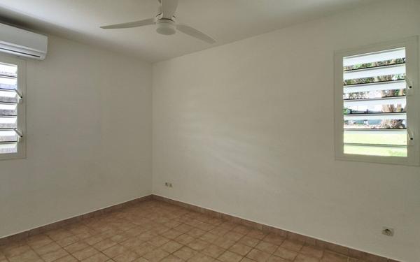 Appartement à louer    3 pièces •  Sainte-Rose