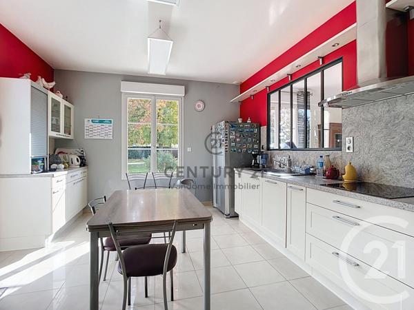 Maison à vendre  9 pièces - 274 m2 CREPY EN VALOIS - 60