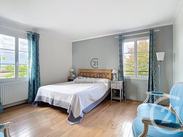 Maison à vendre  9 pièces - 274 m2 CREPY EN VALOIS - 60