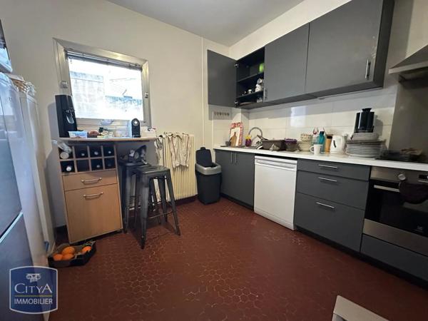 Appartement à louer 3 pièces 82m²