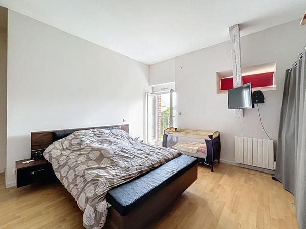 Longère La Bazoge Montpincon 232 m2