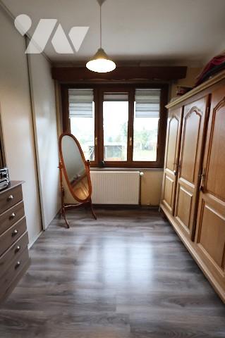 Exclusivité !
Jolie maison semi-individuelle 3 chambres, garage, jardin, située dans une rue prisée.