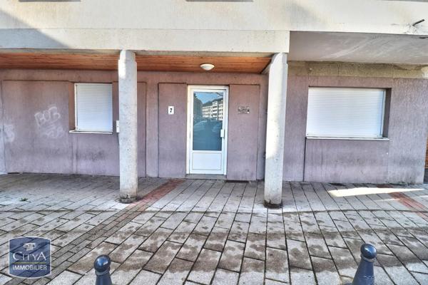 Local professionnel à vendre 64.82m² Le Chambon-Feugerolles (42500)
