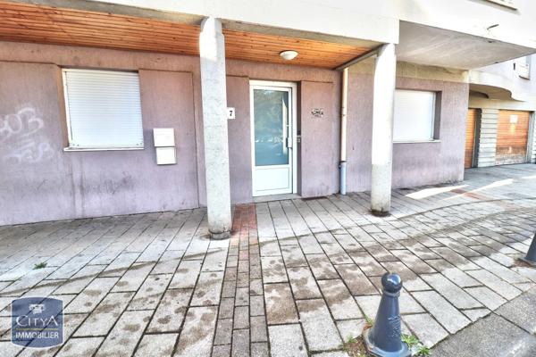 Local professionnel à vendre 64.82m² Le Chambon-Feugerolles (42500)