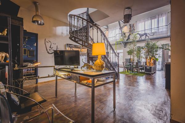 VILLEMOMBLE, Loft 268m2, 6 pièces