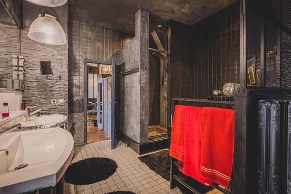 VILLEMOMBLE, Loft 268m2, 6 pièces