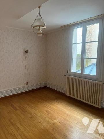 VANNES - PLACE DES LICES 