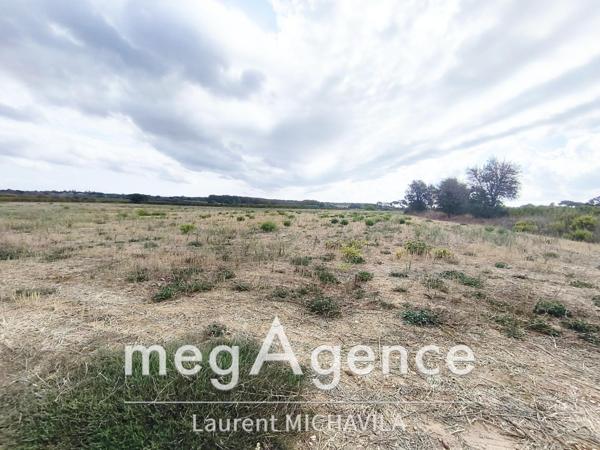 Terrain à VILLENEUVE-LES-BEZIERS, 34420 - 2620m²
