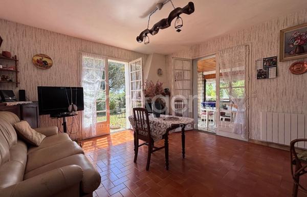 Maison de plain-pied sur terrain de 633 m2