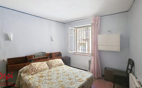 Maison à vendre    5 pièces •  Prades