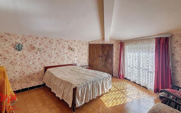 Maison à vendre    5 pièces •  Prades