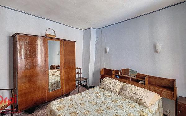 Maison à vendre    5 pièces •  Prades