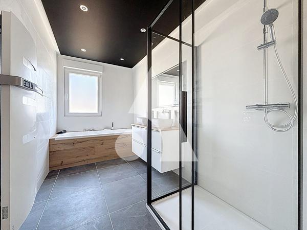 Villa 5 pièces 175.38 m2