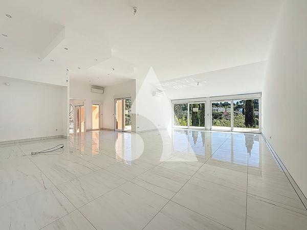 Villa 5 pièces 175.38 m2
