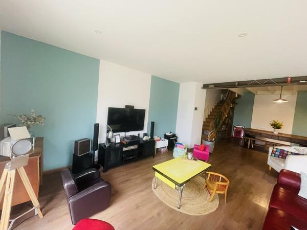 Neuville-de-Poitou (86170) MAISON DE CHARME