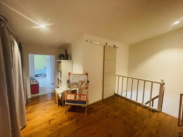 Neuville-de-Poitou (86170) MAISON DE CHARME