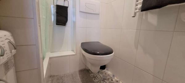 Paris (75007) BEAU STUDIO DE 18 M2 - QUAI D'ORSAY