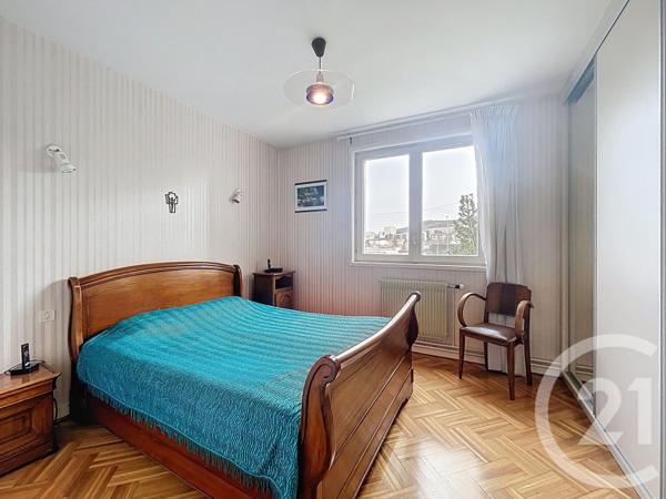 Maison à vendre  6 pièces - 195,99 m2 VALS PRES LE PUY - 43