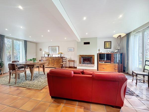 Maison à vendre  6 pièces - 195,99 m2 VALS PRES LE PUY - 43