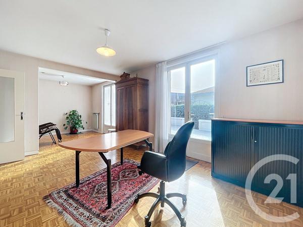 Maison à vendre  6 pièces - 195,99 m2 VALS PRES LE PUY - 43