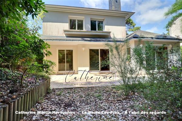 Villa d'architecte de 4 chambres dont 1 suite sur vaste sous-sol de 120 m² - La Baule-les Pins