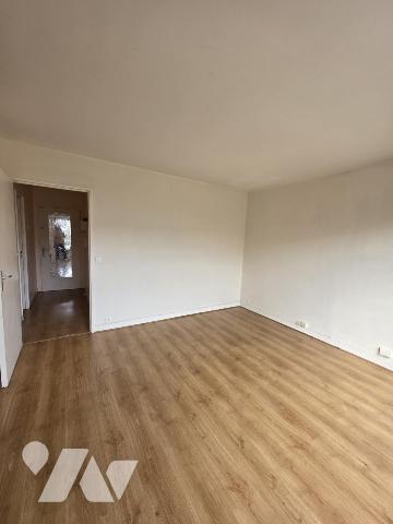 75013 - STUDIO 29 m² – CALME SUR JARDIN – ASCENSEUR – IDÉAL INVESTISSEMENT LOCATIF