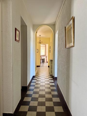 AUBENAS – APPARTEMENT DE CARACTÈRE 115 m² – TERRASSE & BALCON 28 m² – GARAGE 35 m²