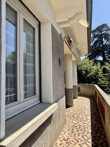 AUBENAS – APPARTEMENT DE CARACTÈRE 115 m² – TERRASSE & BALCON 28 m² – GARAGE 35 m²