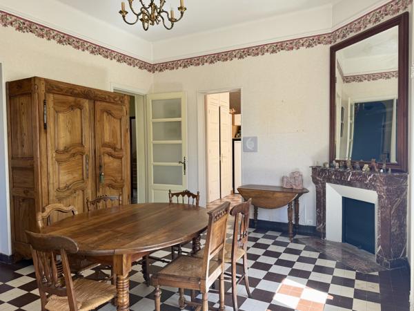 AUBENAS – APPARTEMENT DE CARACTÈRE 115 m² – TERRASSE & BALCON 28 m² – GARAGE 35 m²