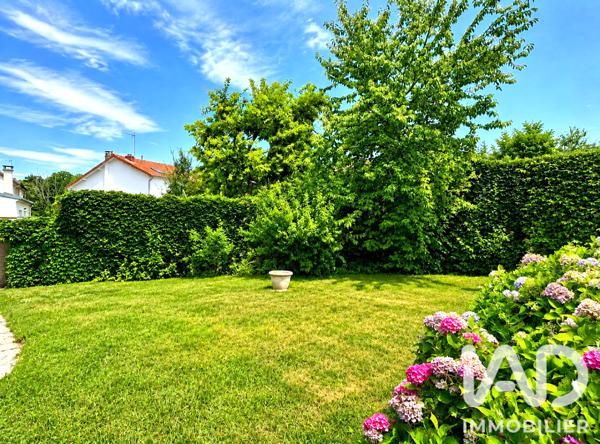 Maison à vendre 8 pièces 150 m² Ozoir-la-Ferrière