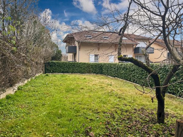 Maison à vendre 4 pièces PERON (01)