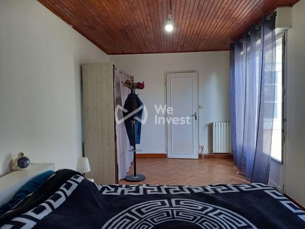 BLAYE – Maison de plain-pied à rénover avec garage et jardin
