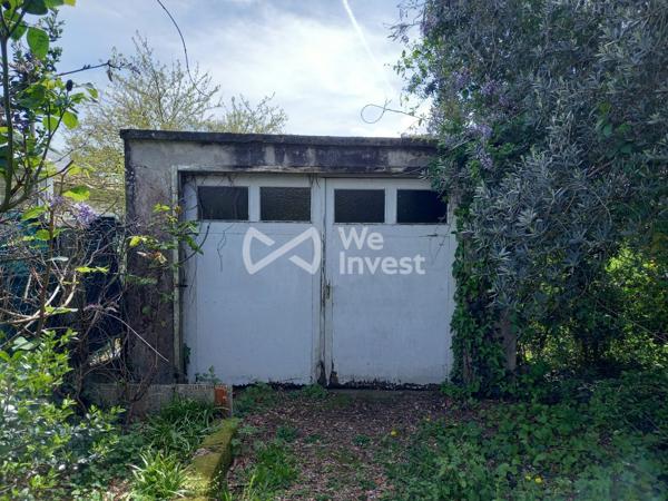 BLAYE – Maison de plain-pied à rénover avec garage et jardin