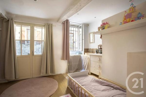 Maison à vendre  3 pièces - 105 m 2   GRASSE  - 06