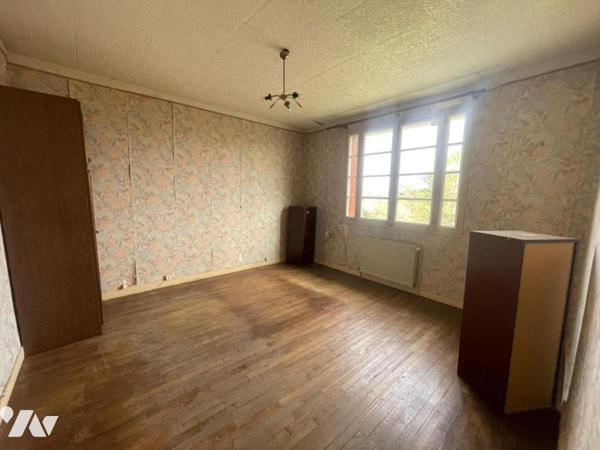 Maison familiale avec beau potentiel – Vivonne centre - 166 m²