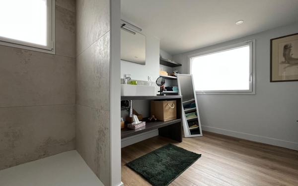 Maison à vendre    5 pièces • 140 m2 Plescop