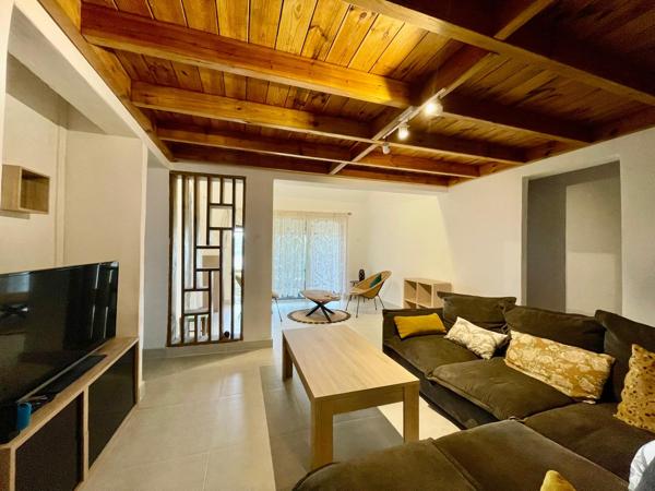 Maison Familiale moderne de pièces