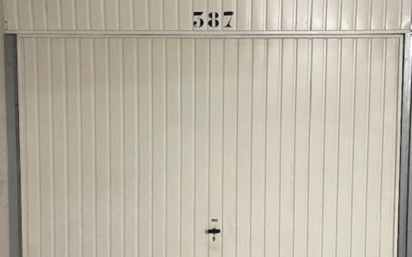 Stationnement à vendre    17,50 m2 Marseille 11