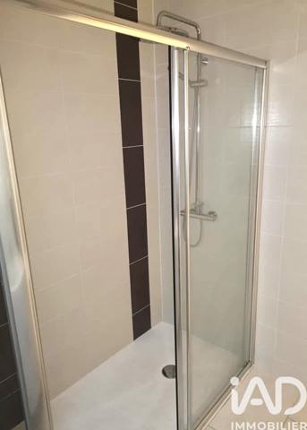 Immeuble à vendre 237 m² Descartes