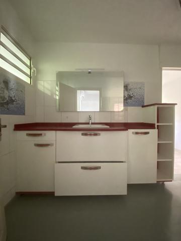 Gosier (97190) Bel appartement vue mer Bas du Fort