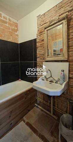 Murs commerciaux avec logement T4 avec terrasse